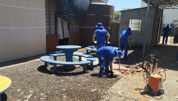  Paraná coloca presos para reconstruir escolas e Apae de Rio Bonito do Iguaçu